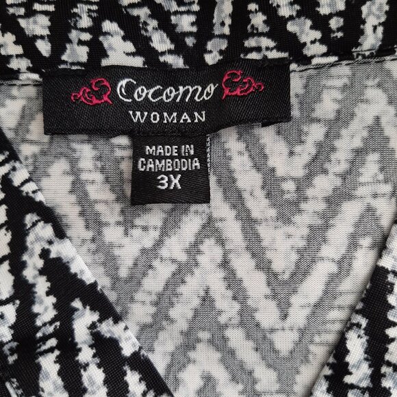Cocomo Woman Black White Zigzag Two Pocket Tunic Top 3X Henley Buttons - Picture 5 of 5